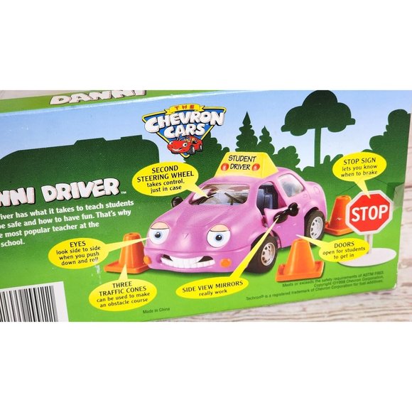 Vintage 1998 Chevron Cars Danni Driver - Toy Car with Moving Eyes & Traffic Cone - Picture 9 of 14